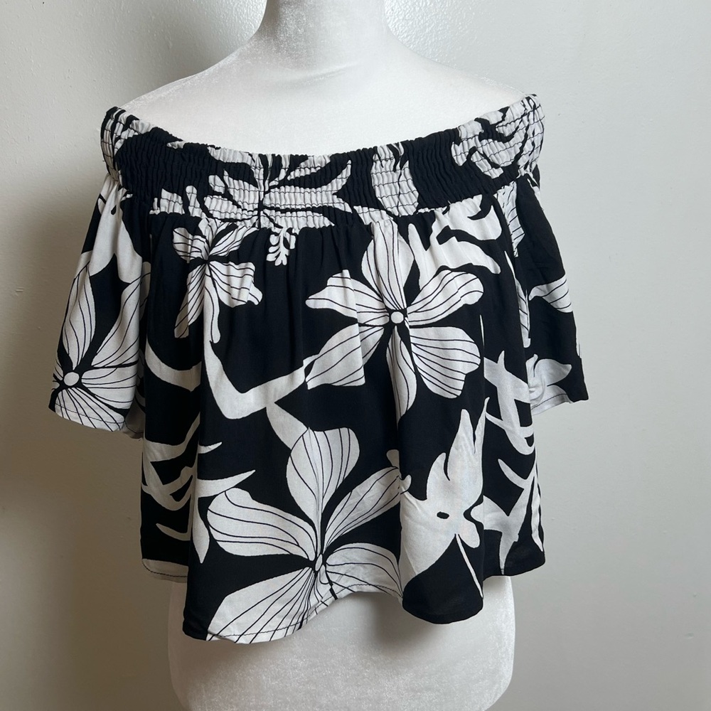 Kiwi + Punch Off the Shoulder Floral Print Blouse NWT SZ SMALL